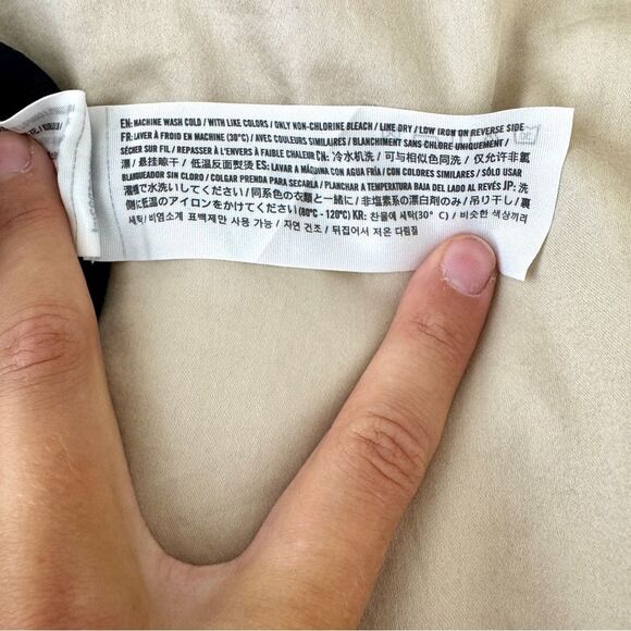 Abercrombie & Fitch Women's Size Large NWT Black White Embroidered Floral Short - Picture 8 of 13